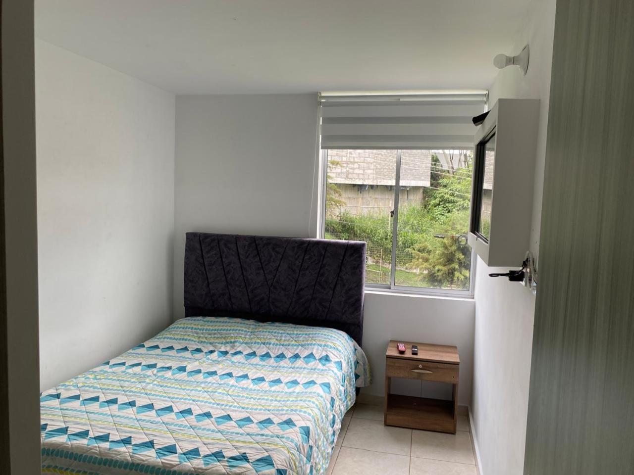 Apartamento Comodo Apto En 906 *